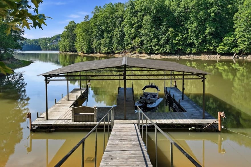 380 Fredricks Cove, Dawsonville, Georgia