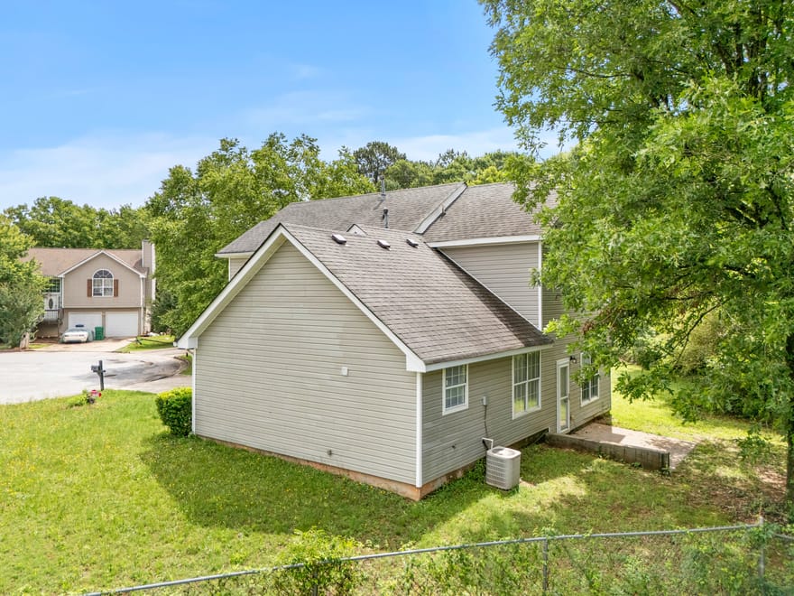 3129 Stonebridge Creek Drive, Lithonia, Georgia