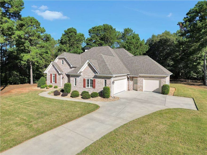 105 Freedom Drive, Forsyth, Georgia