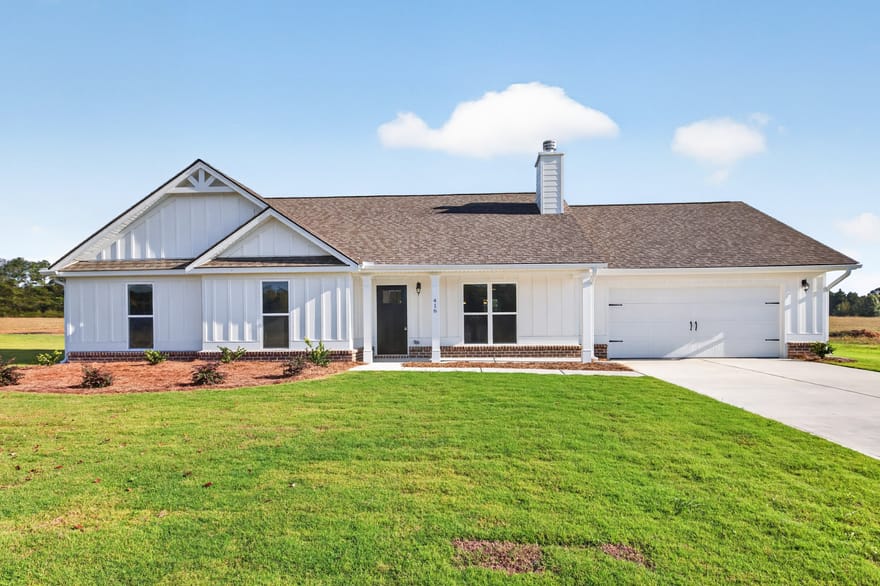 416 Seashell Court, Statham, Georgia