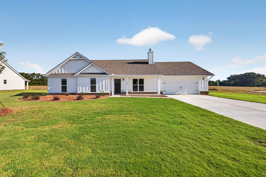 416 Seashell Court, Statham, Georgia