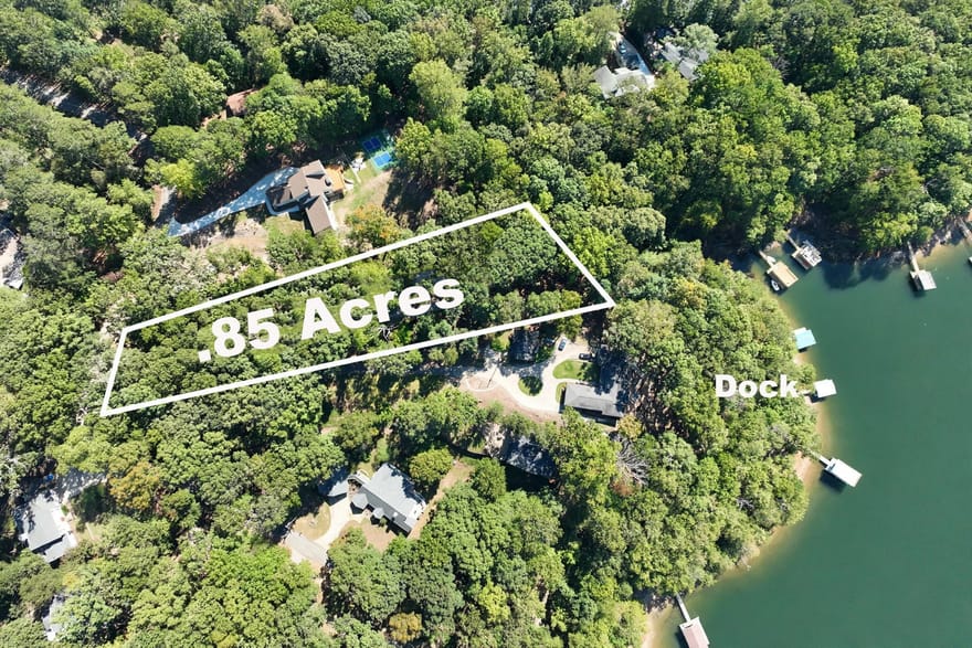 5543 Hidden Harbor Drive, Gainesville, Georgia