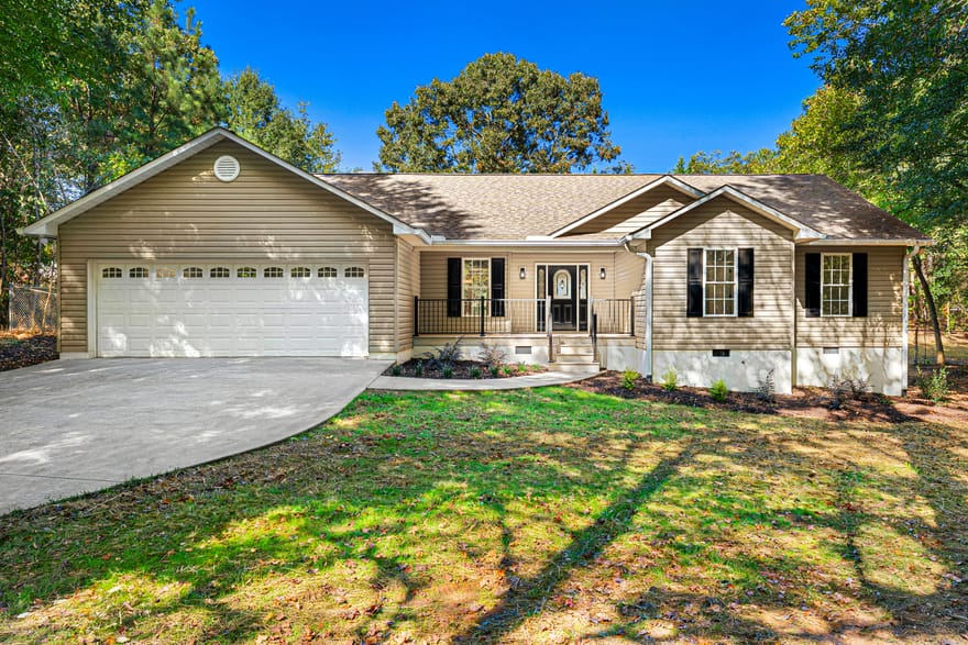 416 Greenbriar Drive, Hartwell, Georgia