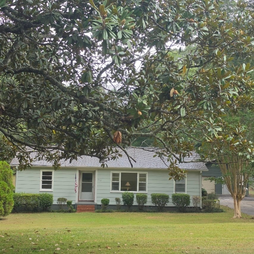 215 Poplar Circle, Lagrange, Georgia