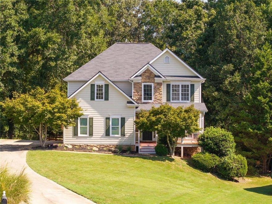 211 Sweetbriar Lane, Canton, Georgia