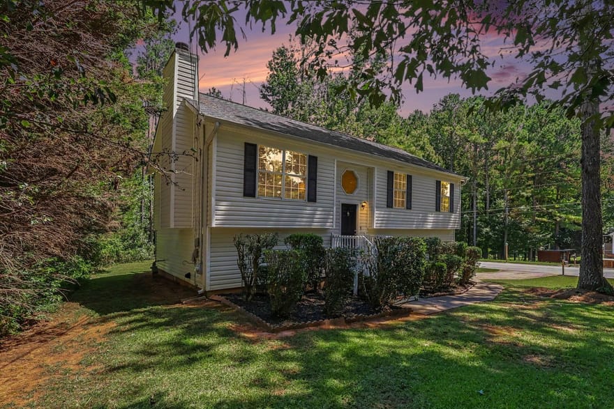 35 Pine Shadows Court, Dallas, Georgia