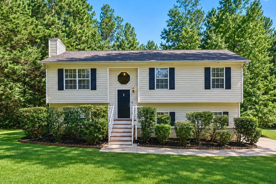 35 Pine Shadows Court, Dallas, Georgia