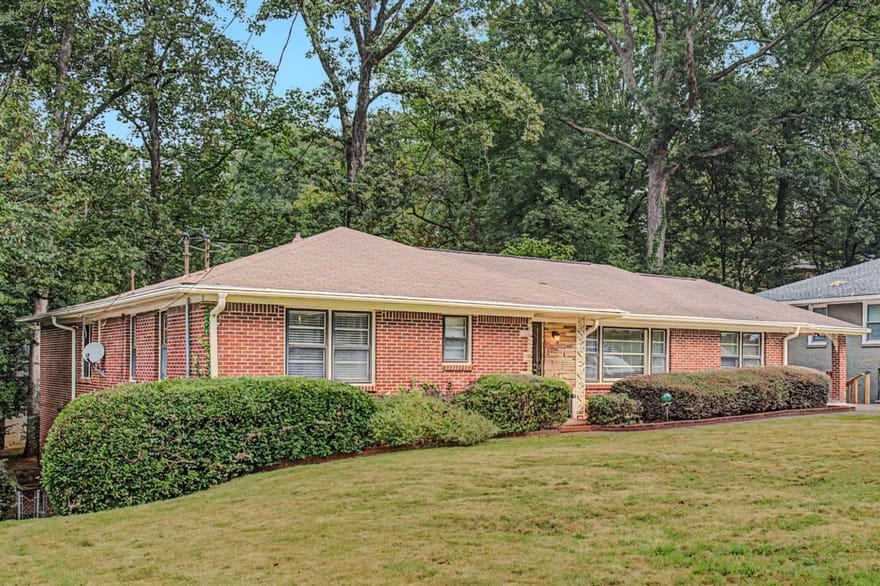 1278 Poplarcrest Circle SE, Atlanta, Georgia