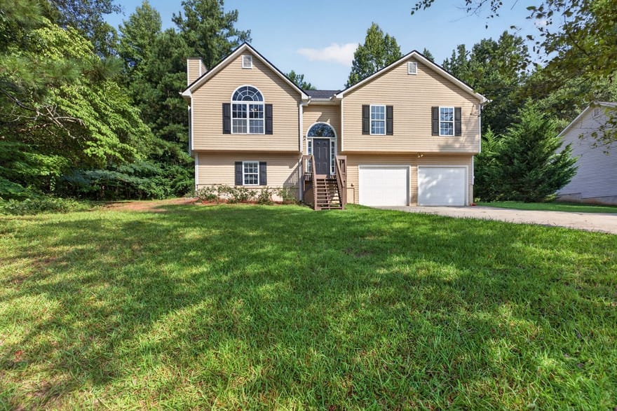 195 River Oak Court, Temple, Georgia