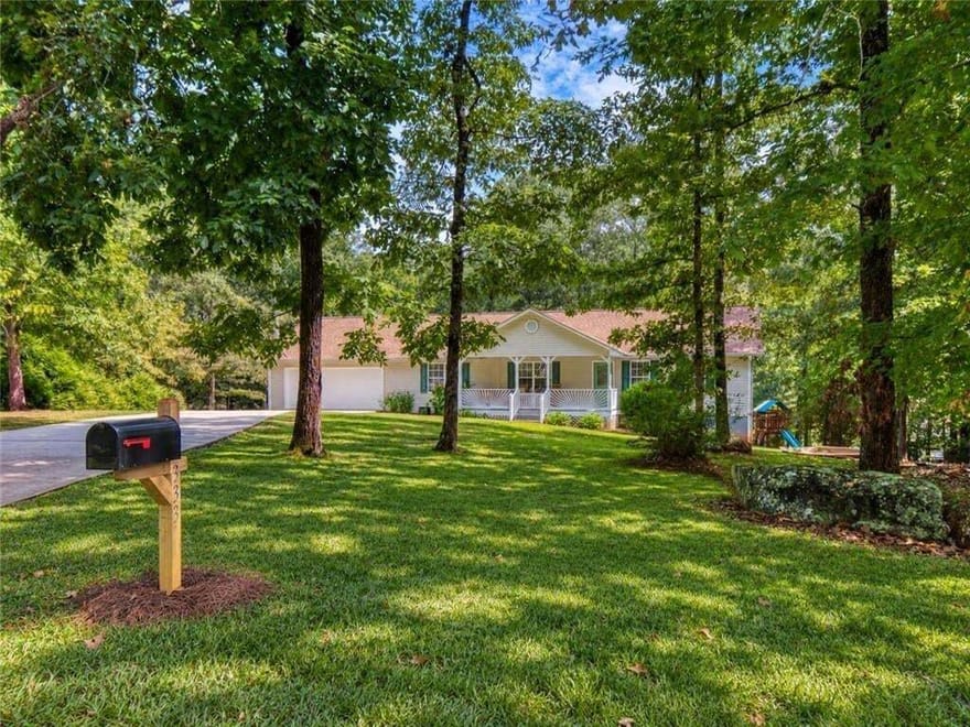 333 Long Branch Crossing, Dahlonega, Georgia