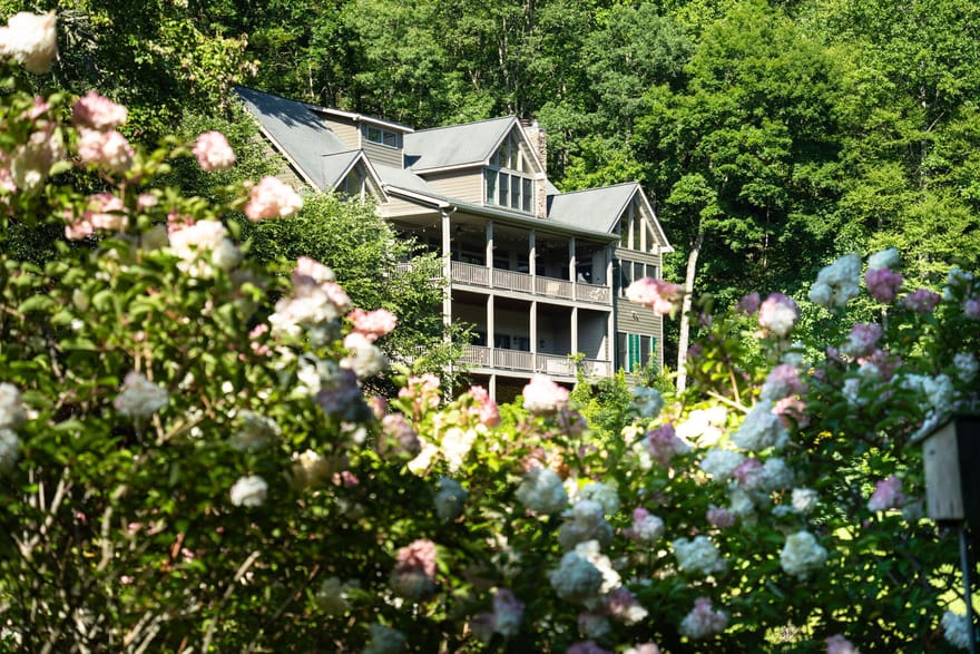 115 Dam Lake Drive, Dillard, Georgia