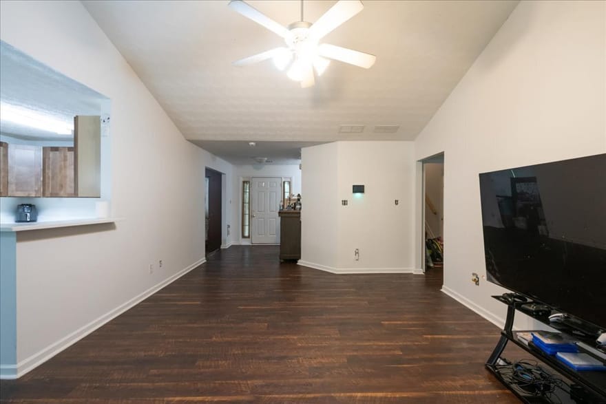 215 Highgrove Drive, Covington, Georgia