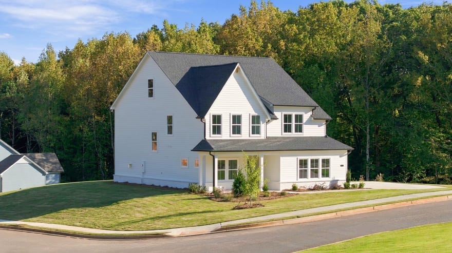 8315 Creekside Overlook Drive, Gainesville, Georgia