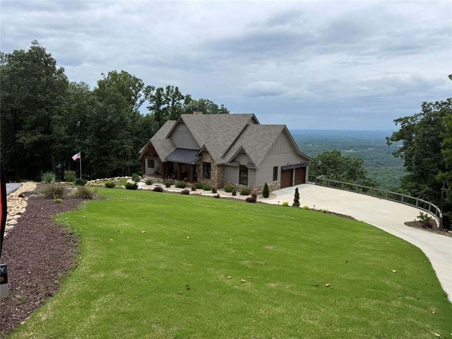 655 Mountainside Drive, Cleveland, Georgia