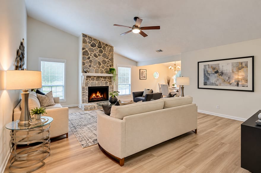282 Park Ridge Court, Riverdale, Georgia