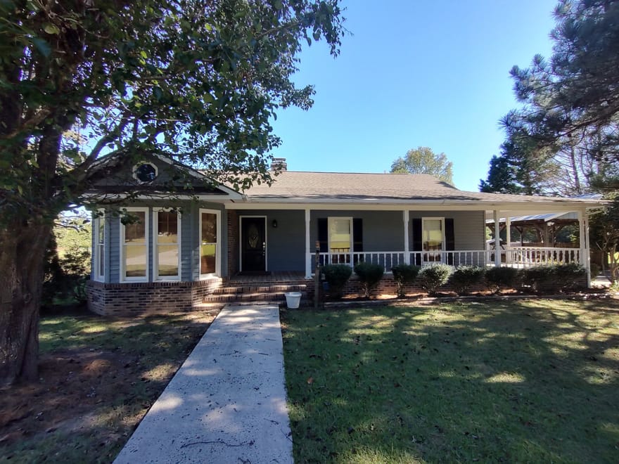 64 Lake Drive, Manchester, Georgia
