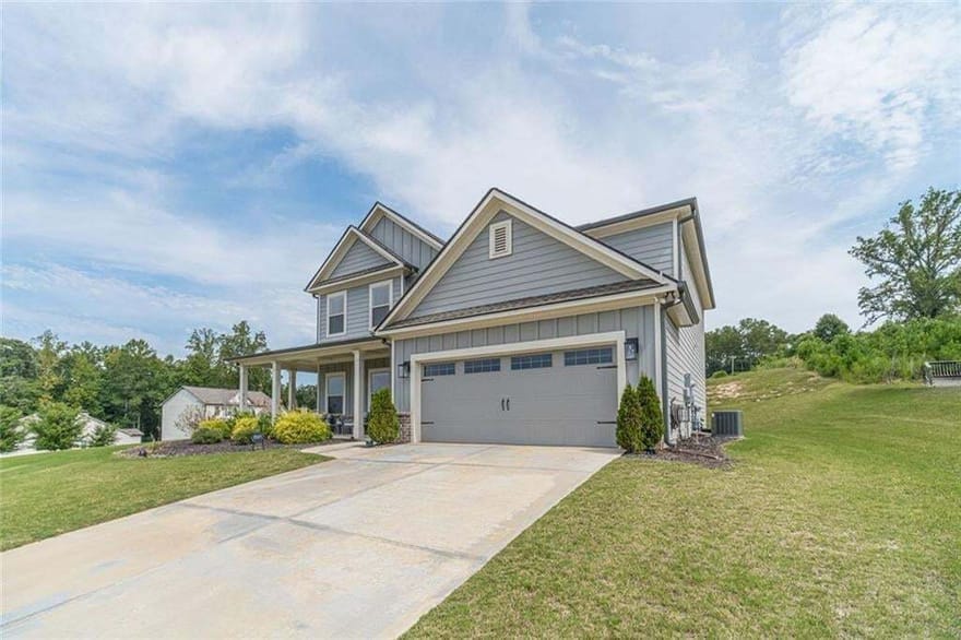 3501 Bentley Farms Way, Loganville, Georgia