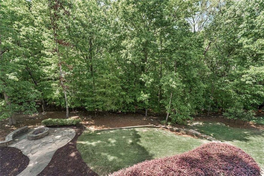 175 Woodcliff Drive, Suwanee, Georgia