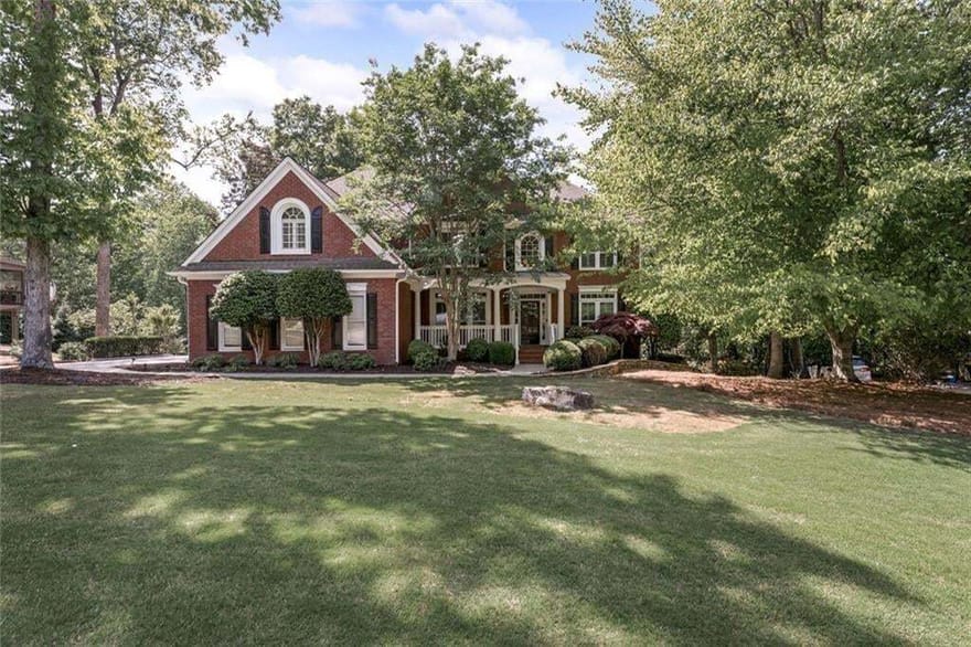 175 Woodcliff Drive, Suwanee, Georgia