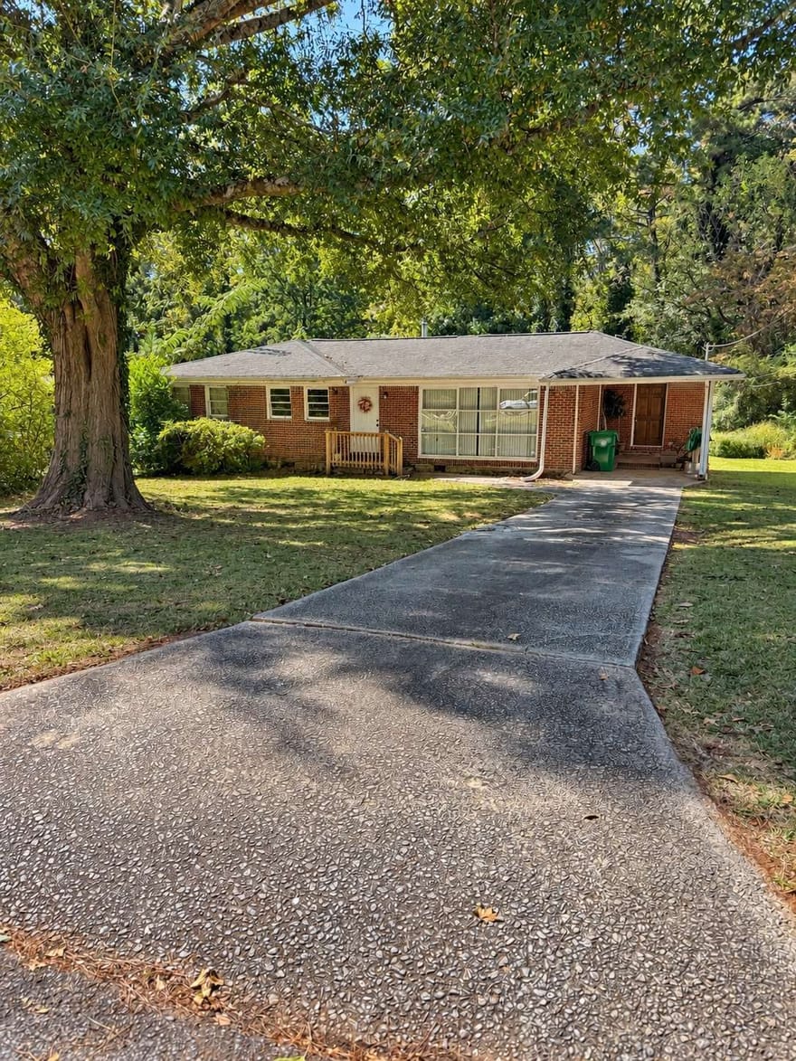 3243 Pinehill Drive, Decatur, Georgia