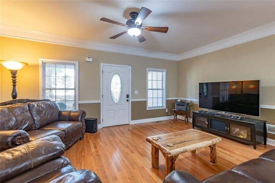 2208 Clarendon Court, Conyers, Georgia