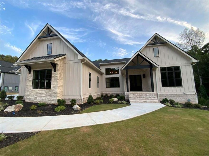 2468 Rockbridge Road NW, Conyers, Georgia