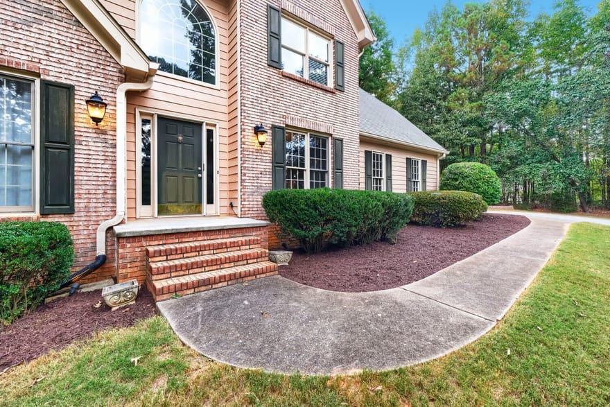 549 Lester Road, Fayetteville, Georgia