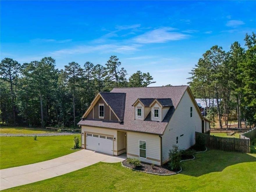 5466 Whitehall Road, Lula, Georgia