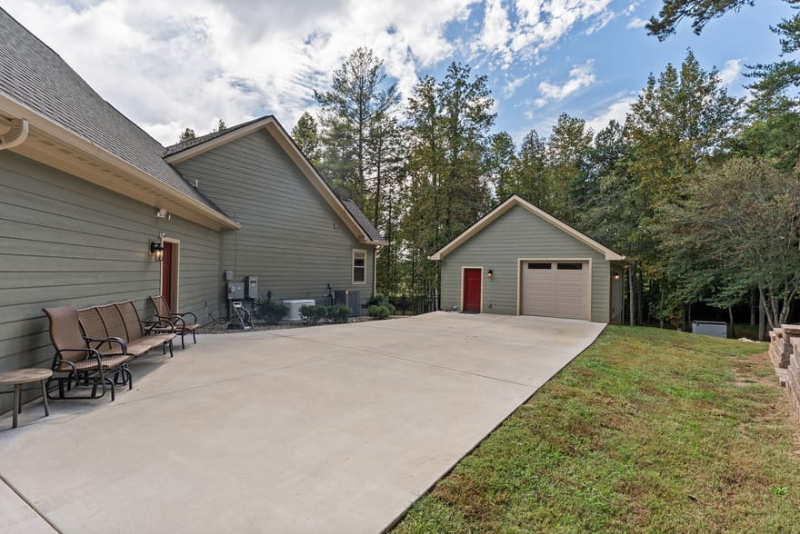 252 Yonah Way, Blairsville, Georgia