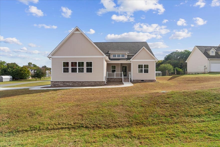 113 Mill Stone Lane SE, Calhoun, Georgia