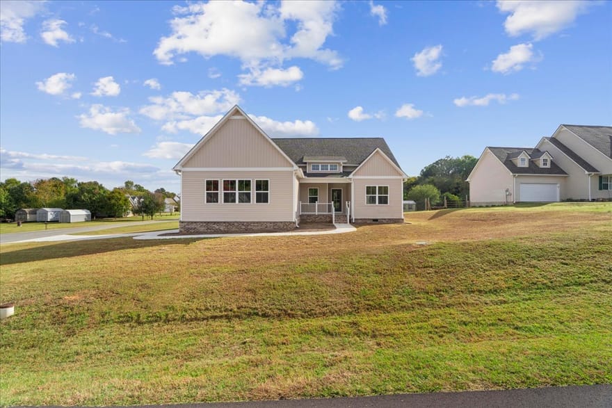 113 Mill Stone Lane SE, Calhoun, Georgia